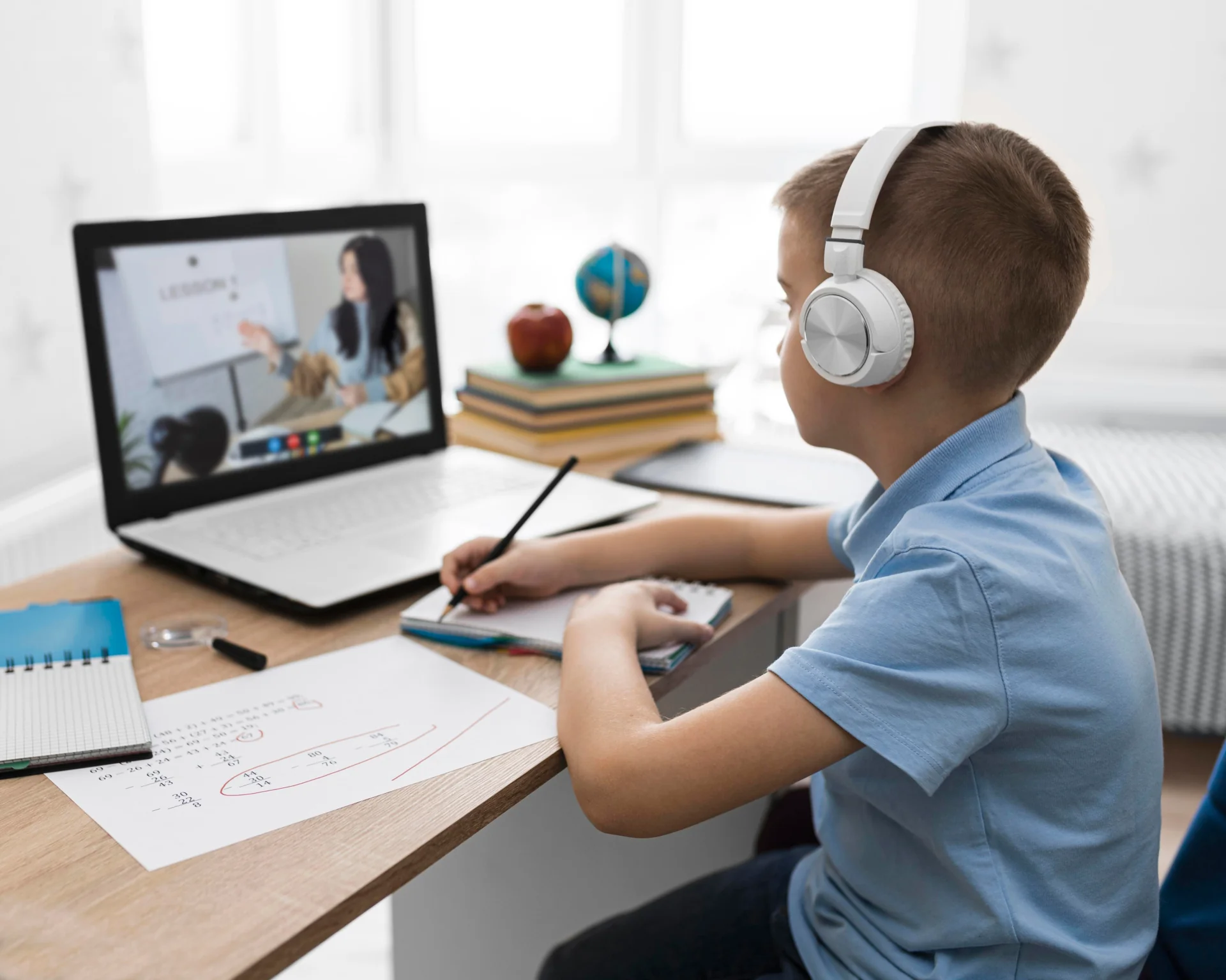 Global E-Learning Platform